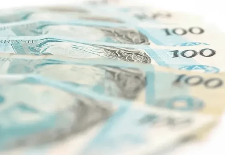 Trabalhadores têm até dia 29 para sacar dinheiro do PIS/Pasep 2025