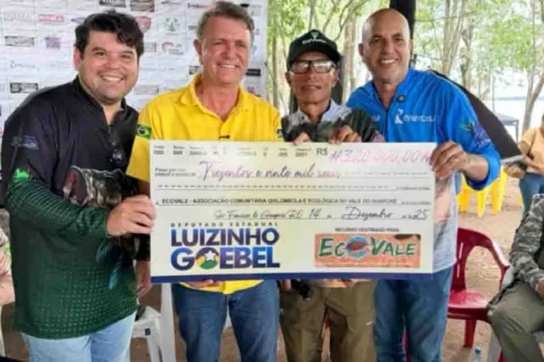 Deputado Luizinho Goebel participa de soltura de tartarugas em São Francisco do Guaporé e entrega emenda de R$ 320 mil à Ecovale