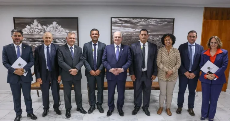 Deputada Sílvia Cristina reforça que produtores rurais precisam ser respeitados, durante encontro com presidente do STF