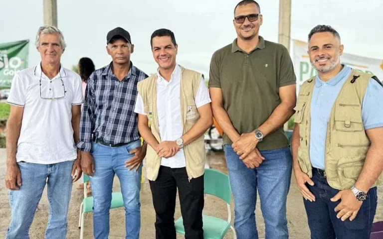 Deputado Cássio Gois entrega barracão e fortalece agricultura familiar em Nova Brasilândia