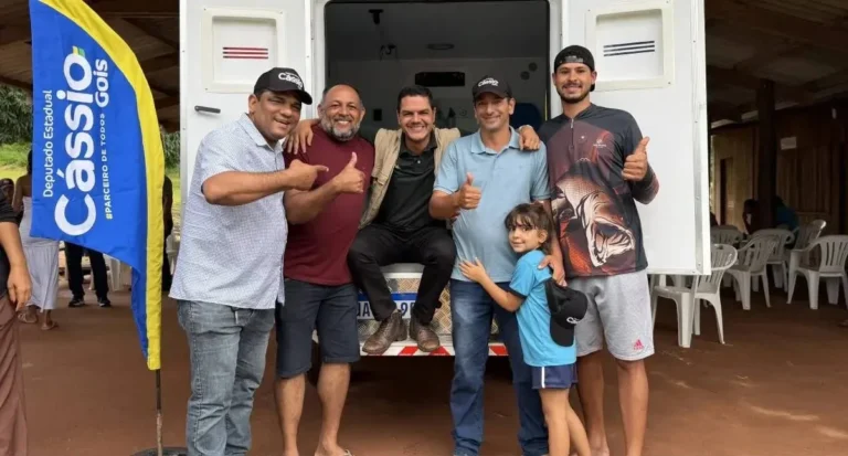 Deputado Cássio Gois garante ambulância e reforça saúde no distrito 14 de Abril