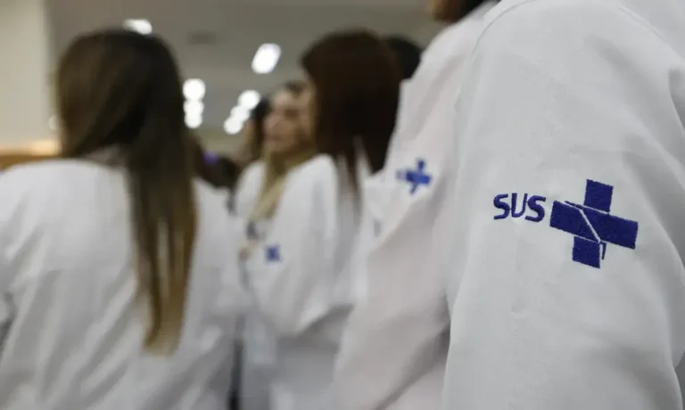 Governo revoga edital do Mais Médicos que previa criação de 5,9 mil vagas em cursos de medicina