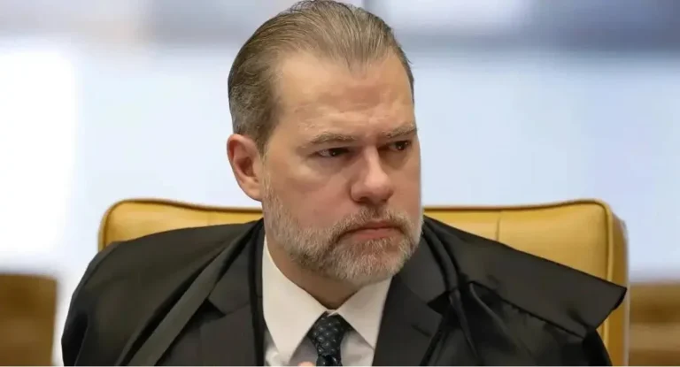 PF pede afastamento do Ministro Toffoli em inquérito do Banco Master