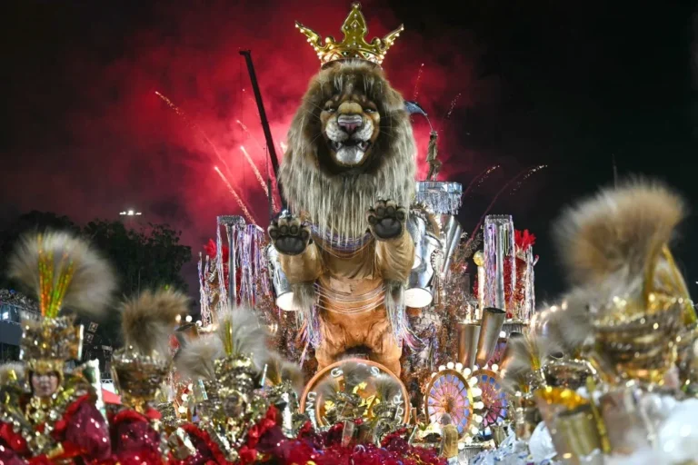Viradouro é campeã do Carnaval 2026 no Rio de Janeiro; escola que homenageou Lula é rebaixada