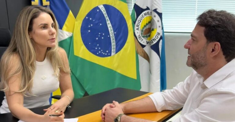 Deputado Alex Redano garante ônibus semileito de R$ 2,6 milhões ao município de Ariquemes