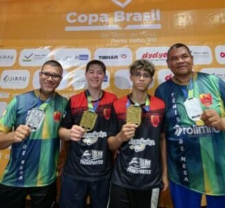 Com uma medalha de ouro e uma medalha de prata, Rolim de Moura e Vilhena se destacam na Copa do Brasil de Tênis de Mesa em Porto Velho